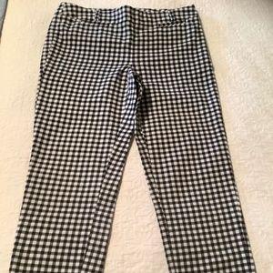 White House Black Market capris